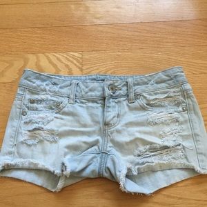 American Eagle ripped jean shorts